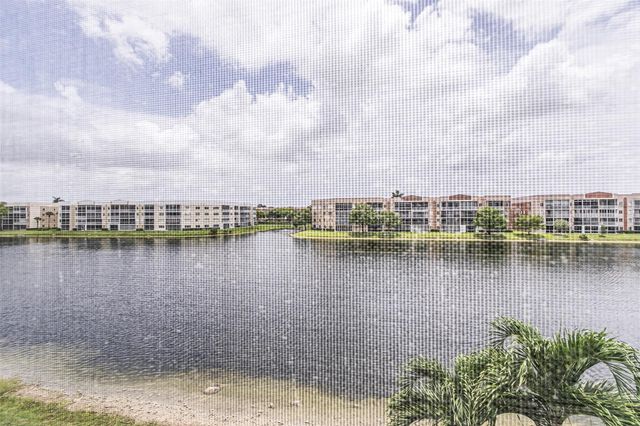7558 Trent Drive 304, Tamarac, FL 33321