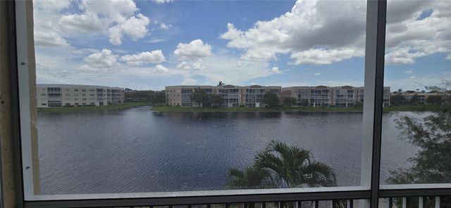 7558 Trent Drive 304, Tamarac, FL 33321