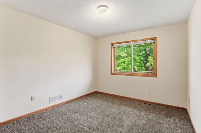 435 Birch Avenue NW, Saint Michael, MN 55376