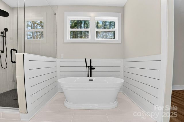 51 Windsor Drive, Taylorsville, NC 28681