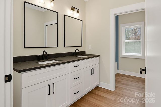 51 Windsor Drive, Taylorsville, NC 28681