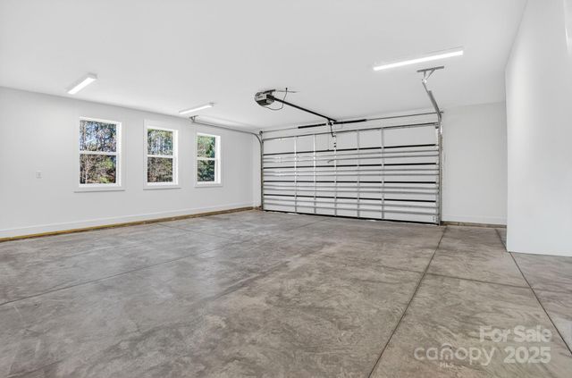 51 Windsor Drive, Taylorsville, NC 28681