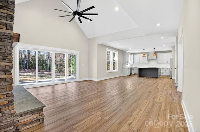 51 Windsor Drive, Taylorsville, NC 28681