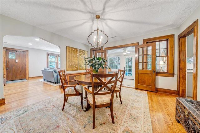 3157 Woodlawn AVE SW, Roanoke, VA 24015