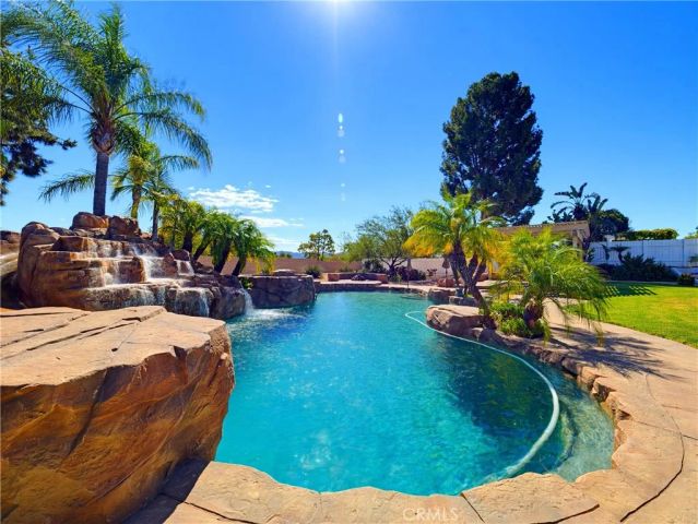 5142 Paseo Rico, Yorba Linda, CA 92887
