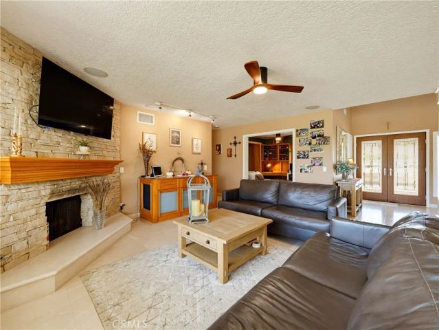 5142 Paseo Rico, Yorba Linda, CA 92887