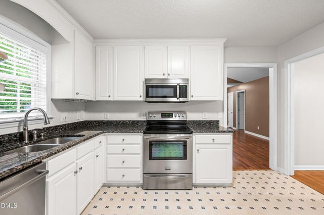 117 Kirkland Court, Archer Lodge, NC 27527