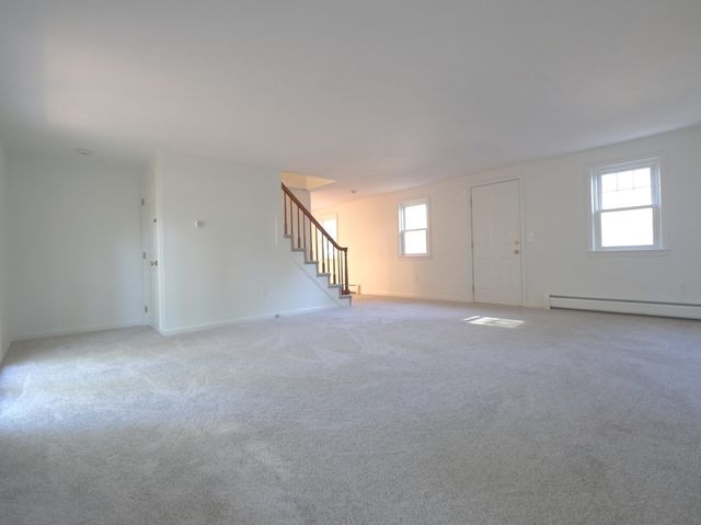 14 Packard St, Plymouth, MA 02360