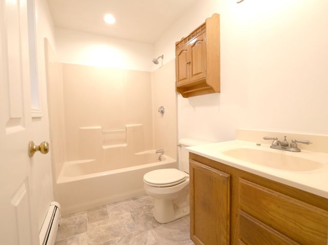 14 Packard St, Plymouth, MA 02360