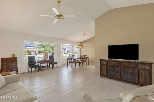 14627 W Trading Post Drive, Sun City West, AZ 85375