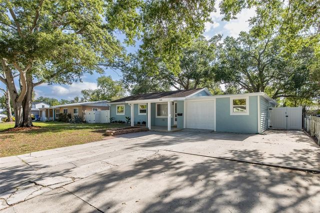 7235 15TH STREET N, St Petersburg, FL 33702