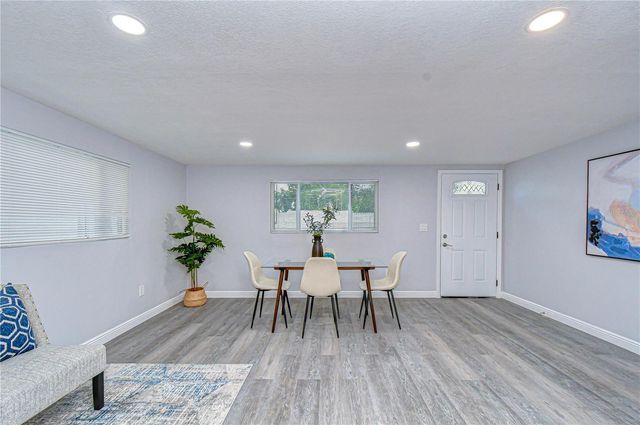 7235 15TH STREET N, St Petersburg, FL 33702