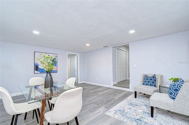 7235 15TH STREET N, St Petersburg, FL 33702