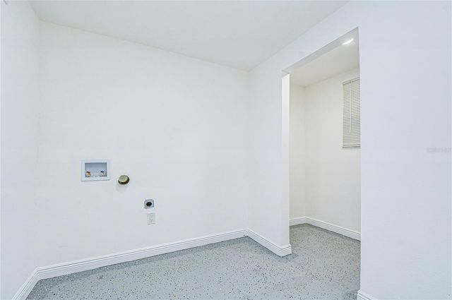 7235 15TH STREET N, St Petersburg, FL 33702