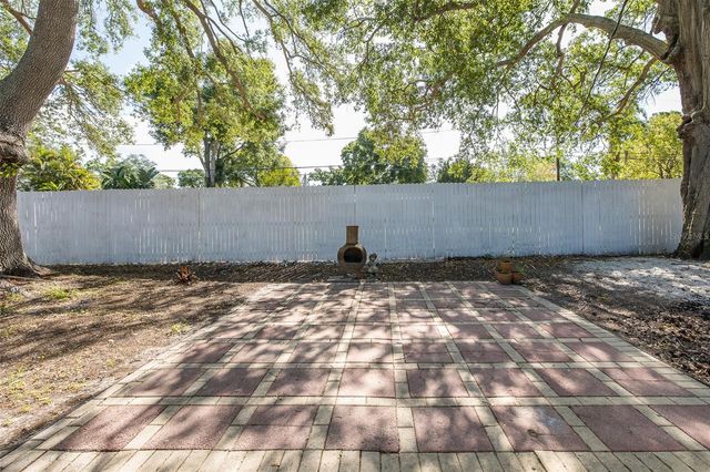 7235 15TH STREET N, St Petersburg, FL 33702