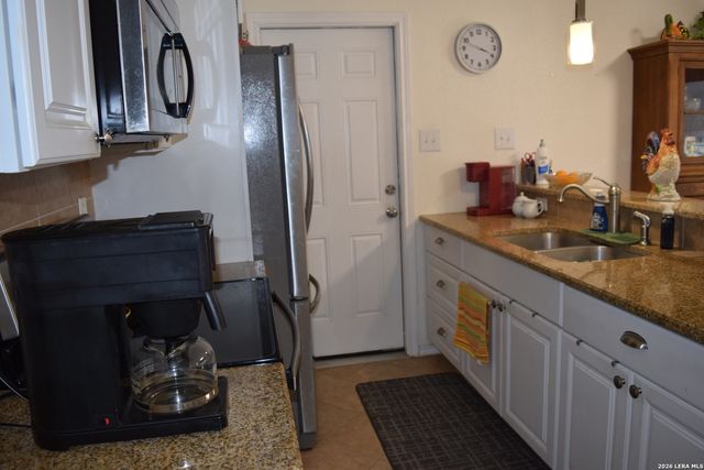 313 NELL DEANE BLVD, Schertz, TX 78154