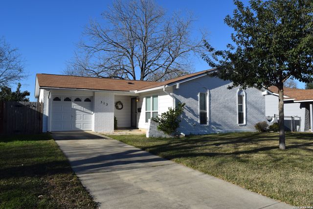 313 NELL DEANE BLVD, Schertz, TX 78154