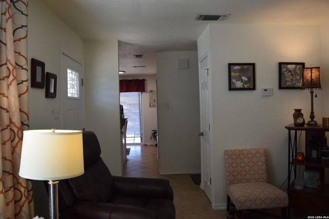 313 NELL DEANE BLVD, Schertz, TX 78154