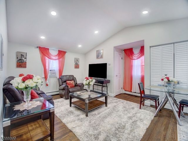 36 Orchard Pl, Irvington Twp., NJ 07111