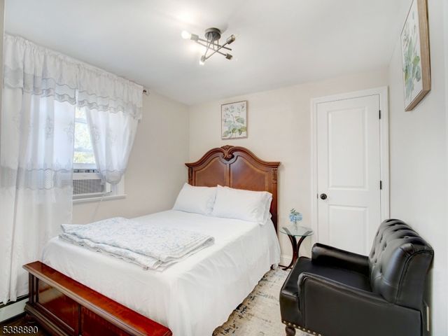 36 Orchard Pl, Irvington Twp., NJ 07111