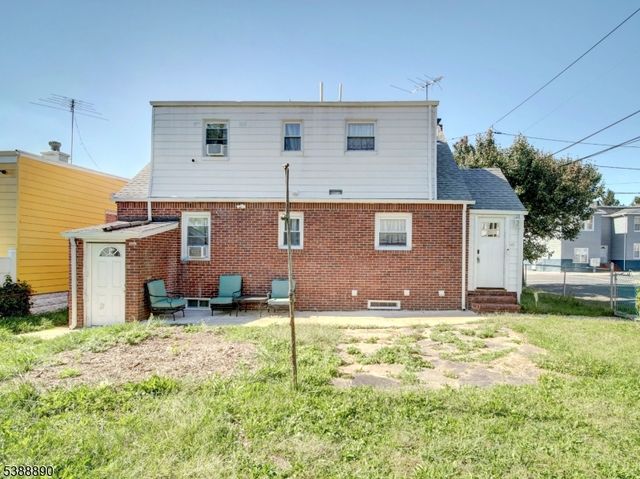 36 Orchard Pl, Irvington Twp., NJ 07111