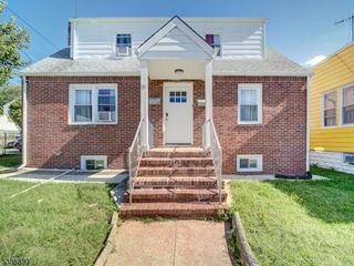 36 Orchard Pl, Irvington Twp., NJ 07111