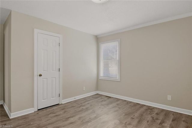 1233 Guilford College Road, Jamestown, NC 27282