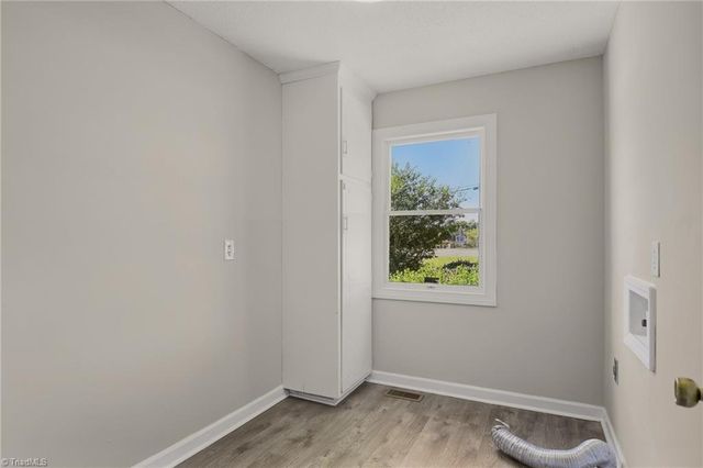 1233 Guilford College Road, Jamestown, NC 27282