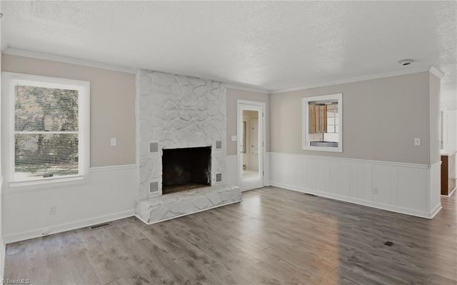 1233 Guilford College Road, Jamestown, NC 27282