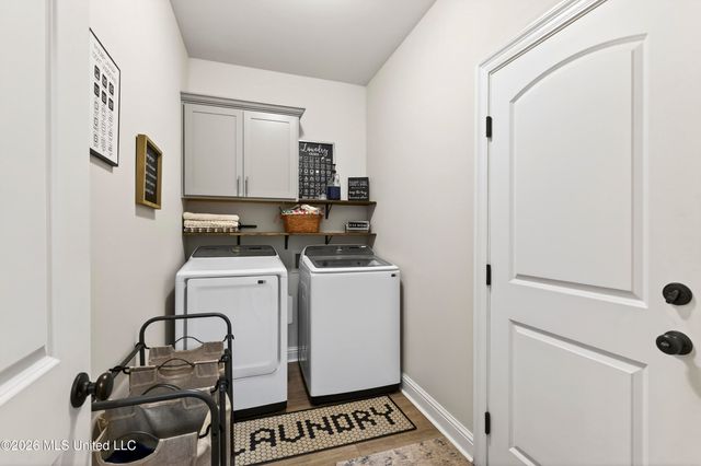 6932 Osprey Drive, Ocean Springs, MS 39564