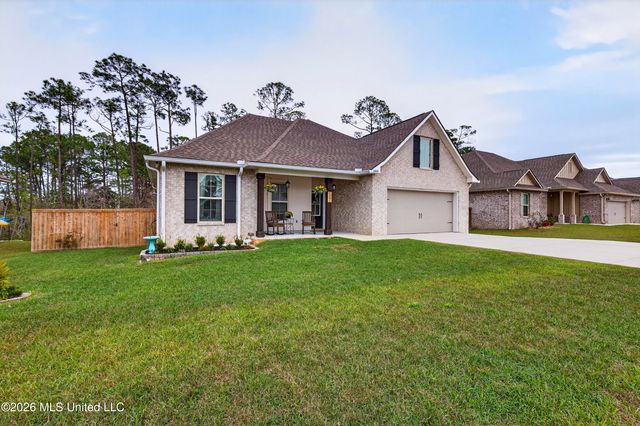 6932 Osprey Drive, Ocean Springs, MS 39564