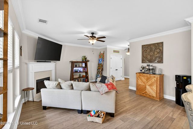 6932 Osprey Drive, Ocean Springs, MS 39564