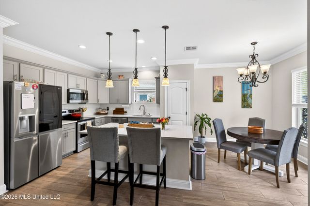 6932 Osprey Drive, Ocean Springs, MS 39564