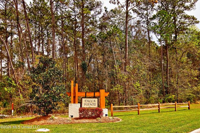 6932 Osprey Drive, Ocean Springs, MS 39564