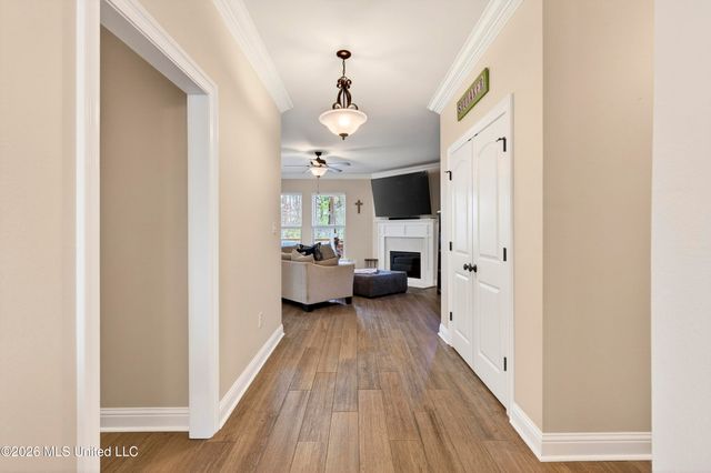 6932 Osprey Drive, Ocean Springs, MS 39564