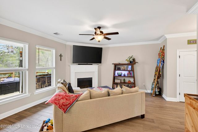 6932 Osprey Drive, Ocean Springs, MS 39564