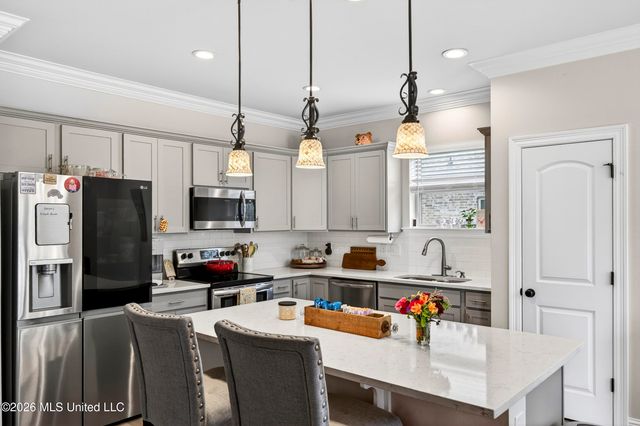 6932 Osprey Drive, Ocean Springs, MS 39564