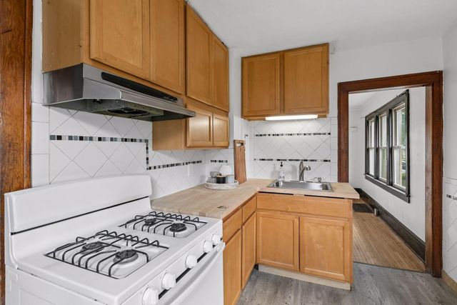 3823 Dupont Avenue N, Minneapolis, MN 55412