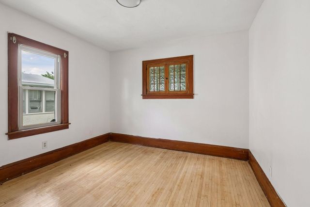 3823 Dupont Avenue N, Minneapolis, MN 55412