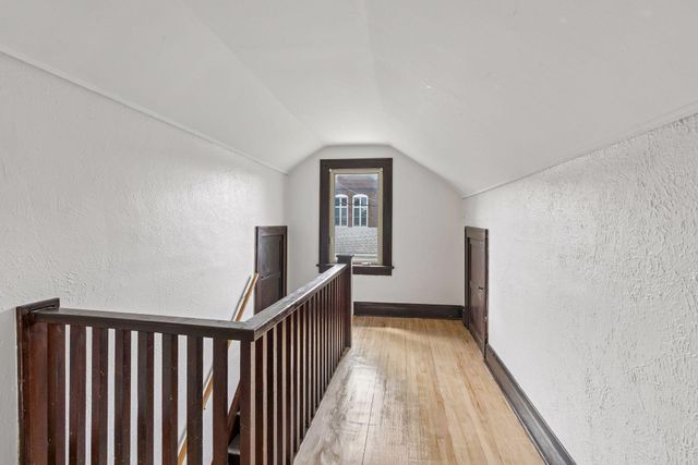 3823 Dupont Avenue N, Minneapolis, MN 55412