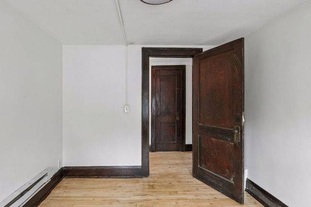 3823 Dupont Avenue N, Minneapolis, MN 55412