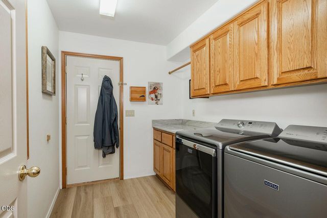 366 Springbrook Drive, Grants Pass, OR 97527