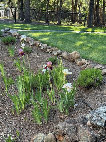 366 Springbrook Drive, Grants Pass, OR 97527