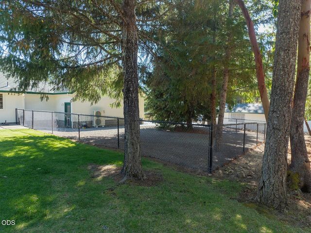 366 Springbrook Drive, Grants Pass, OR 97527