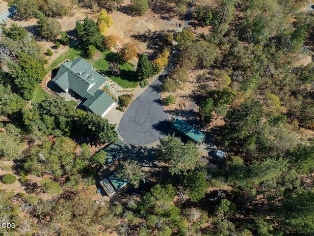 366 Springbrook Drive, Grants Pass, OR 97527
