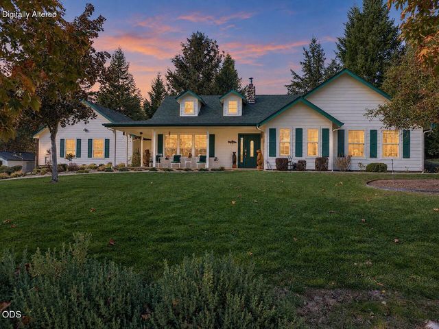 366 Springbrook Drive, Grants Pass, OR 97527