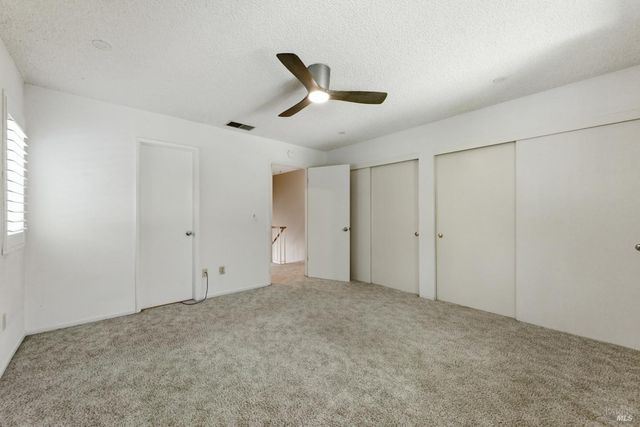 2 Village Pkwy, Napa, CA 94558