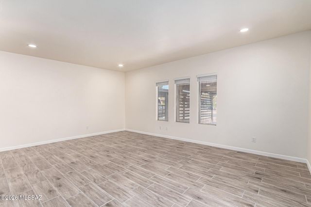 189 W Calle Del Chancero, Green Valley, AZ 85614