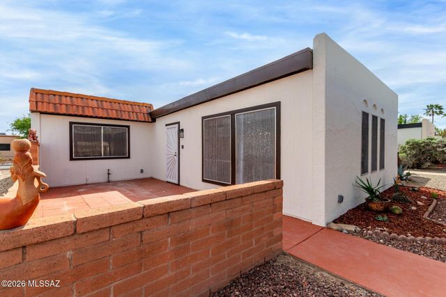 189 W Calle Del Chancero, Green Valley, AZ 85614