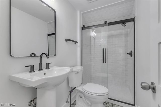 20252 Westhaven Lane, Rocky River, OH 44116